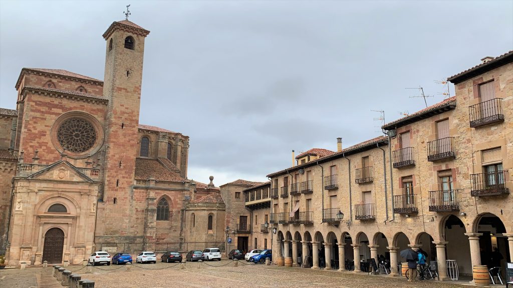 Sigúenza, catedral y plaza mayor