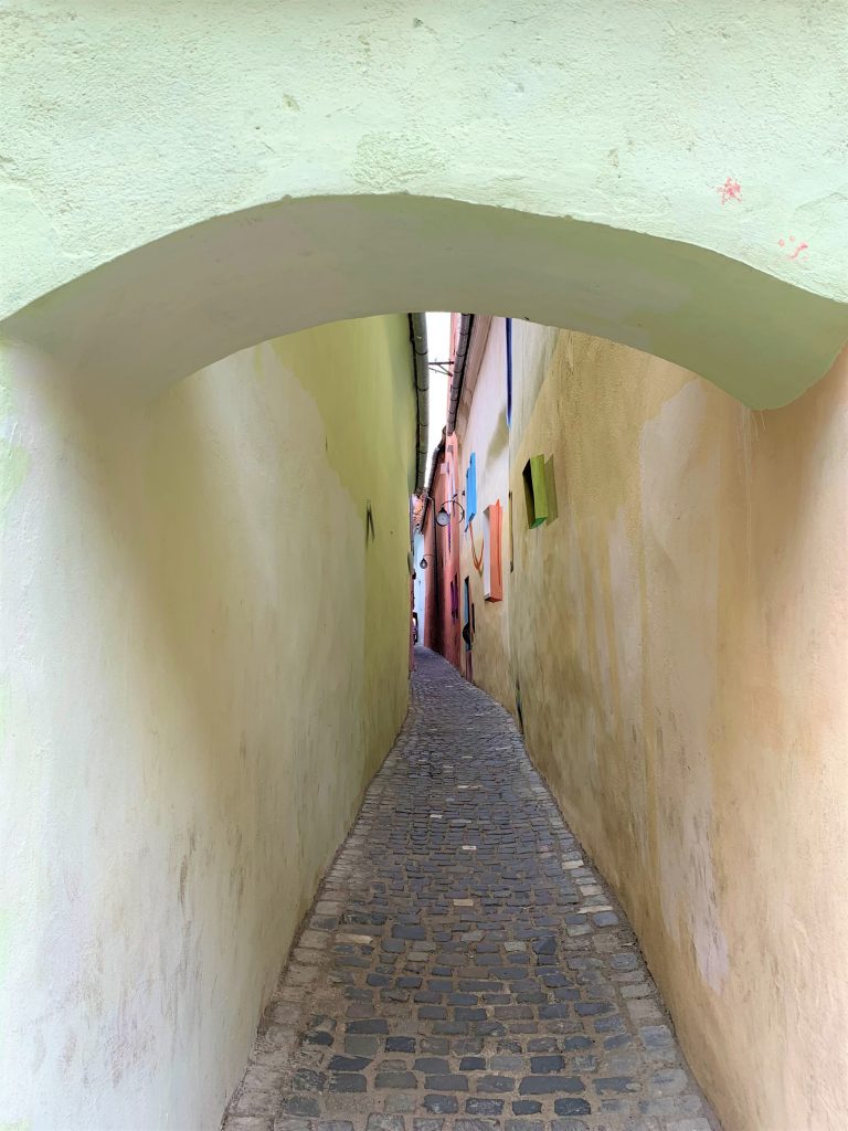 la calle más estrecha de Europa, Brasov