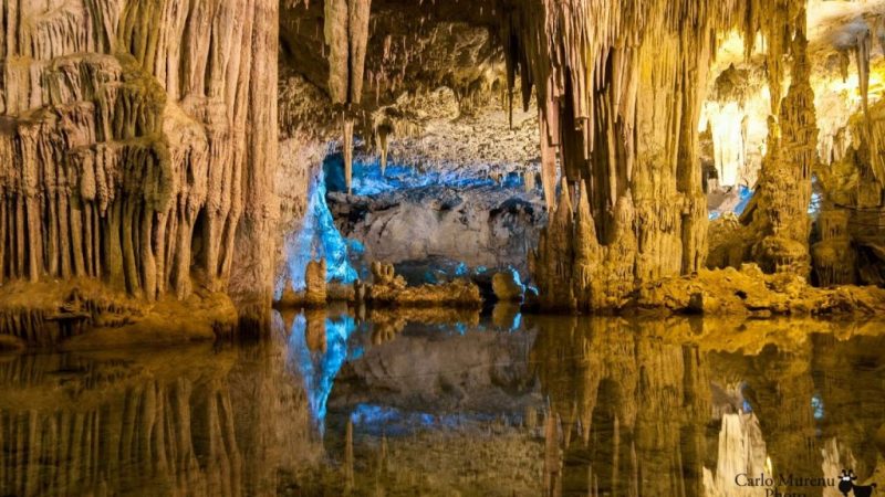 Gruta de nerptuno , lago Cerdeña