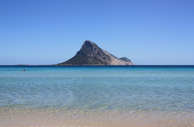 Isla Molara, playa porto Taverna , Cerdeña