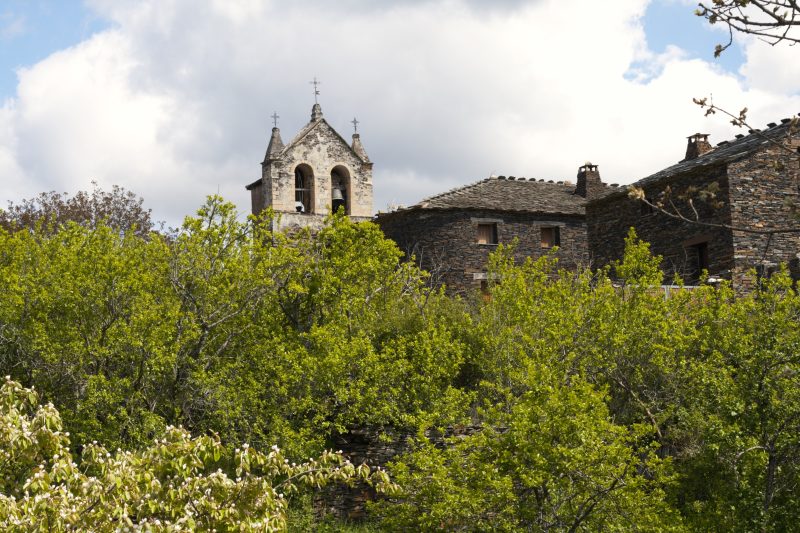 Ruta por los pueblos negros de Guadalajara