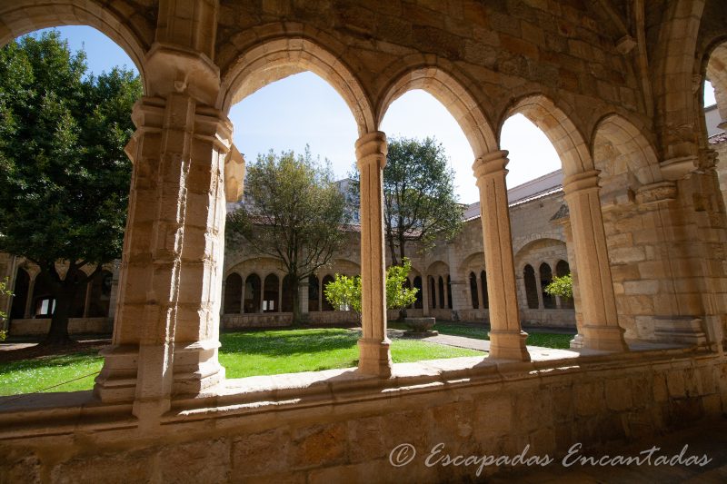 claustro en Santander