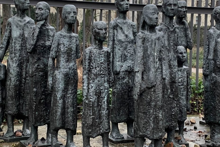 Escultura cementerio judío Berlín