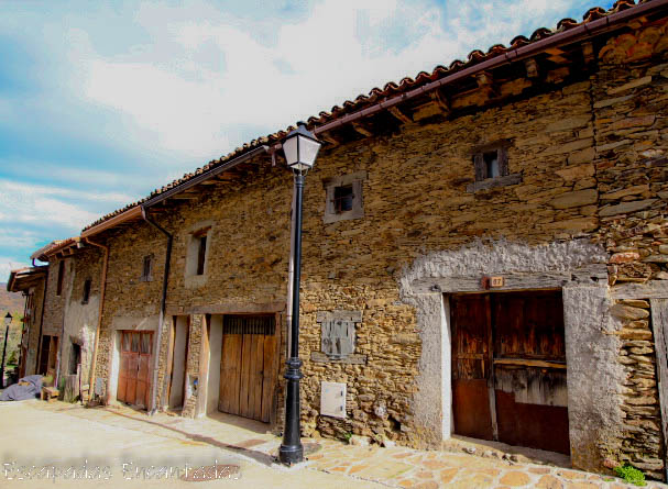 Calle principal la Hiruela