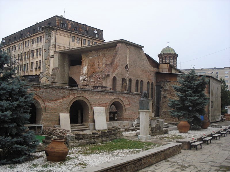 Busto de Vlad Tepes en Curtea Veche