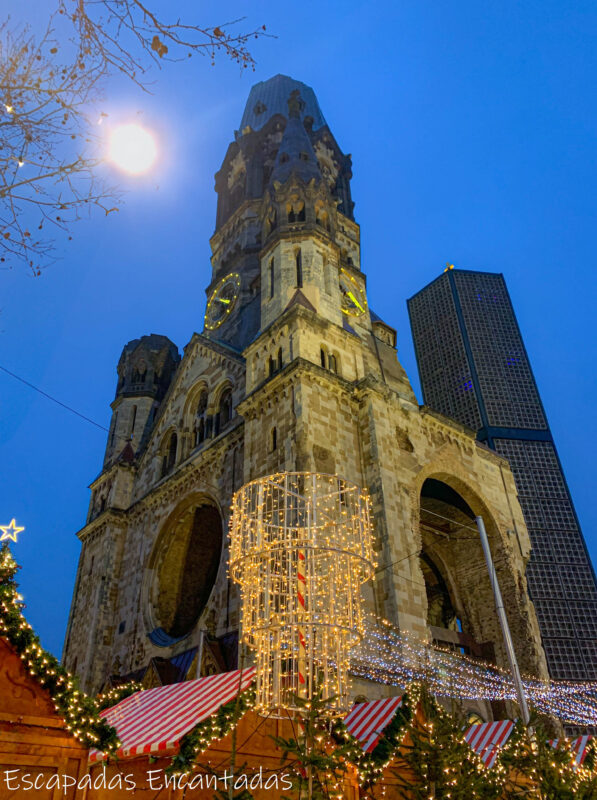 Mercado navideño de la Iglesia de la memoria