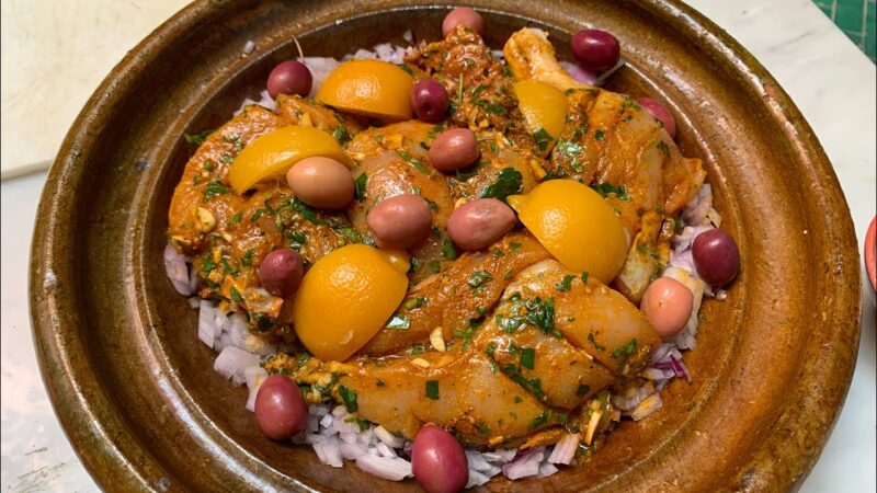 Tajín con limones encurtidos