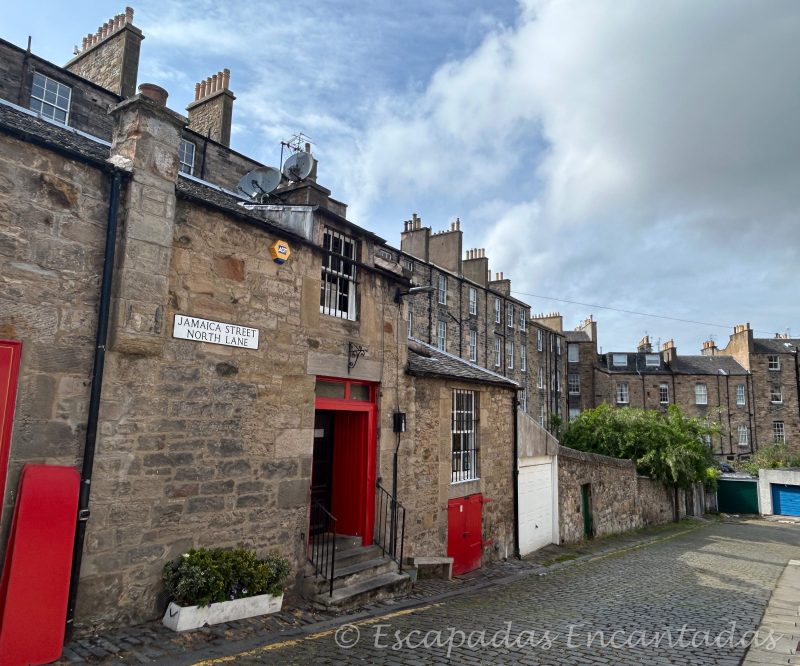 jamaica Mews